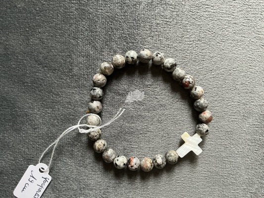 Bracelet en yooperlite, sigle croix