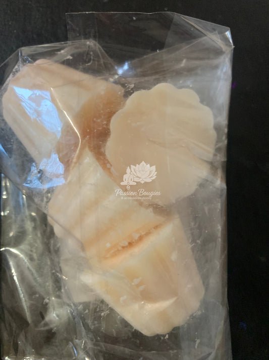 Fondants en cannelé, parfumés au thé de jasmin